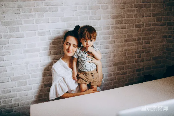 高清摄影 温馨的母子时光