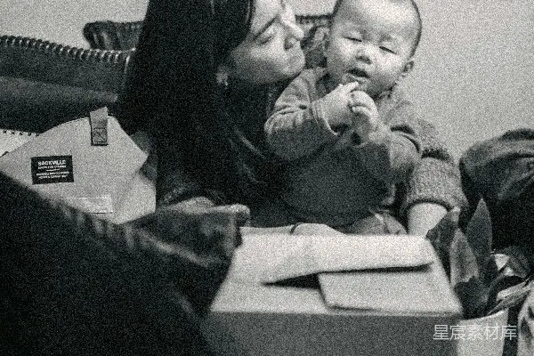 高清摄影 温馨的母子时光