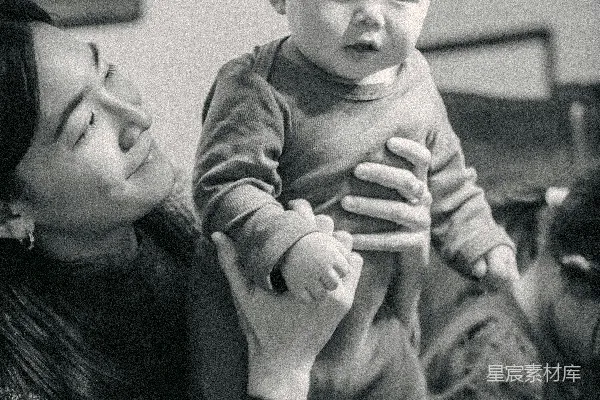 高清摄影 温馨的母子时光