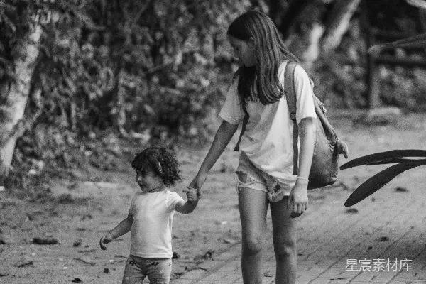 高清摄影 母女同行