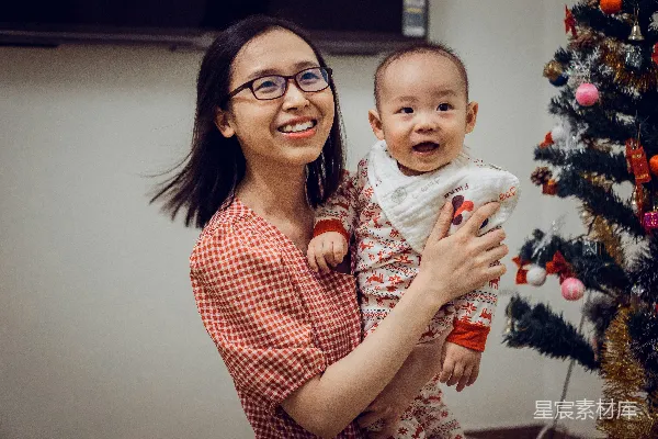 高清摄影 温馨圣诞家庭时光