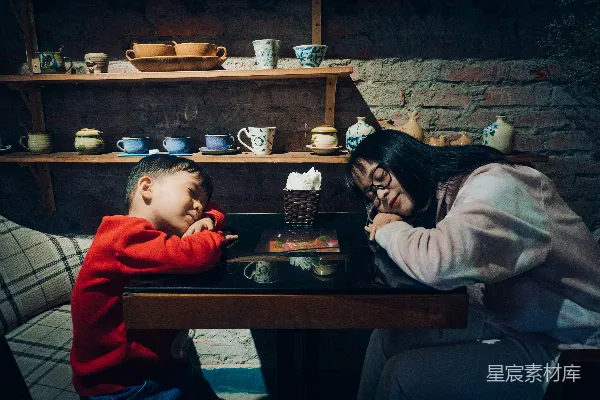 高清摄影 母子温馨时光