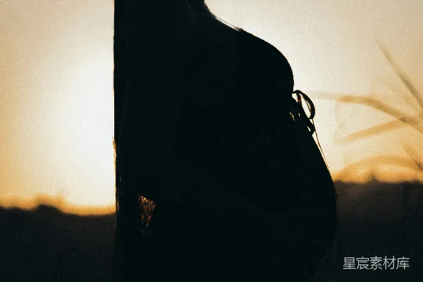高清摄影 剪影下的女性轮廓