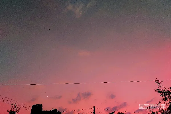 高清摄影 日落时分的屋顶剪影