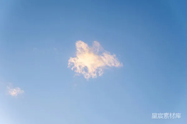 高清摄影 蓝天中的云朵