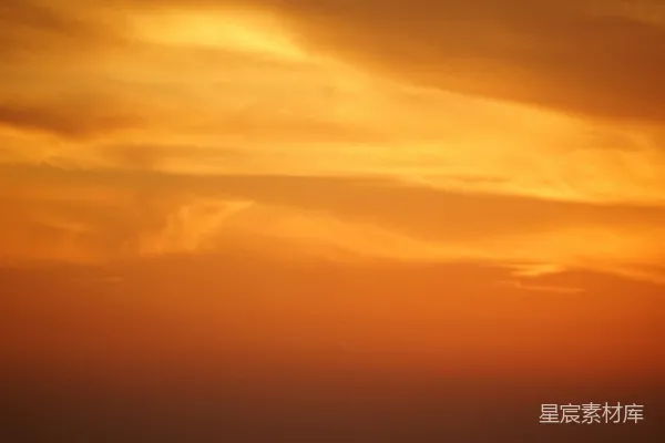 高清摄影 夕阳下的云层
