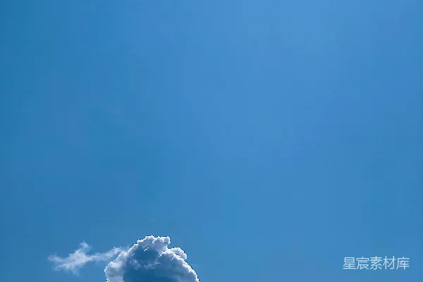 高清摄影 蓝天下的云朵