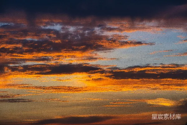 高清摄影 夕阳下的云彩