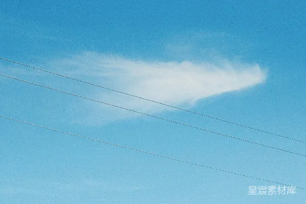 高清摄影 蓝天白云与电线