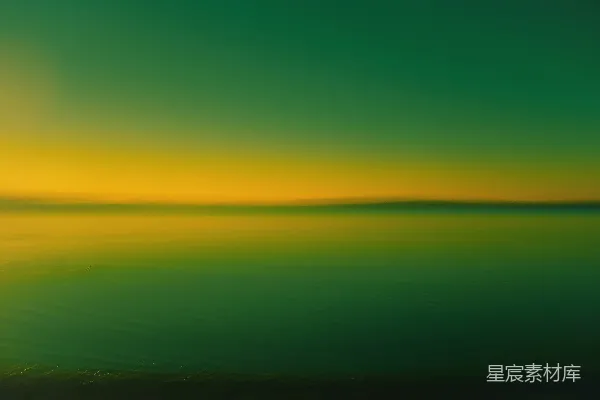 高清摄影 夕阳下的宁静湖面