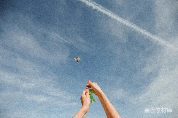 高清摄影 蓝天下的风筝