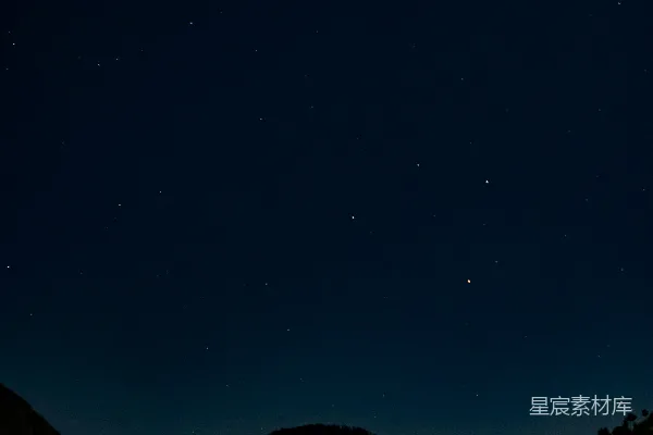 高清摄影 星夜下的山峰