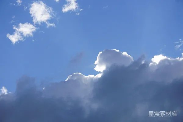 高清摄影 蓝天白云的宁静时刻