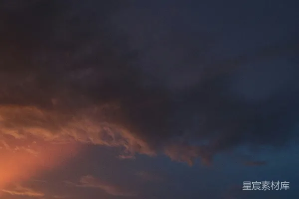 高清摄影 夕阳下的云彩