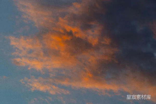 高清摄影 夕阳下的云彩