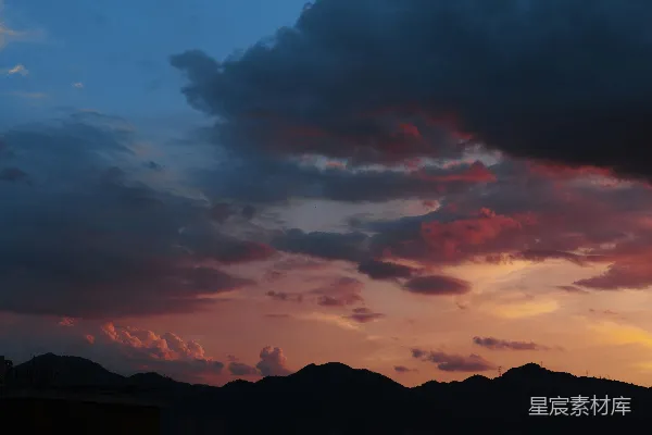 高清摄影 晚霞映山河