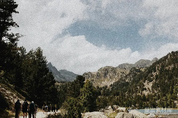 高清摄影 山间徒步，自然美景