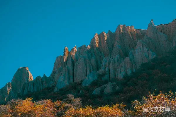 高清摄影 秋日山峦的壮丽景色