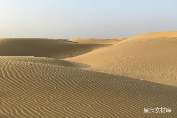 高清摄影 沙漠的宁静与波浪