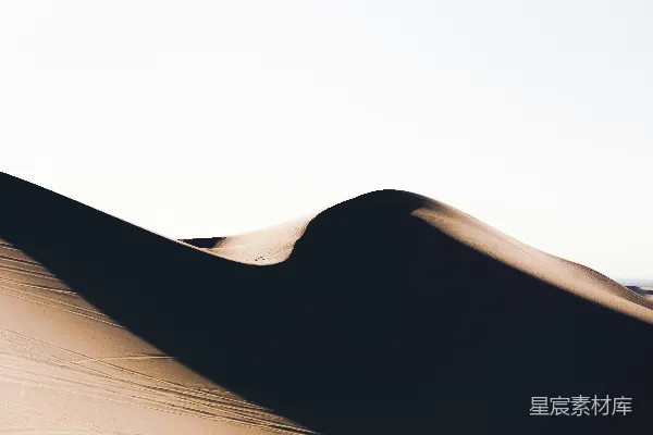 高清摄影 沙漠中的光影交错