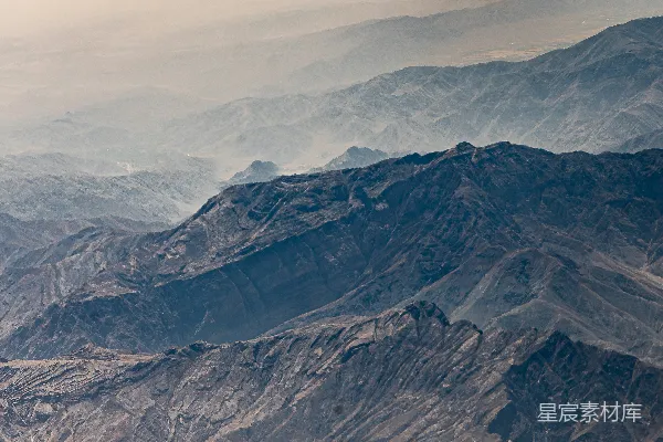 高清摄影 荒漠山脉的壮丽景象