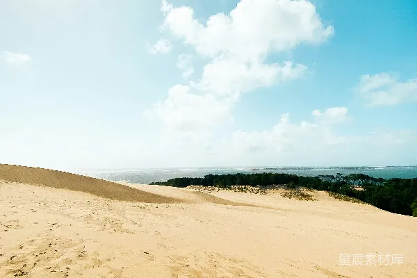 高清摄影 沙漠与蓝天