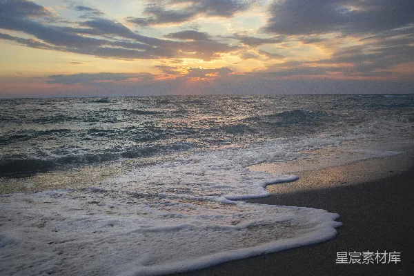 高清摄影 夕阳下的海滩