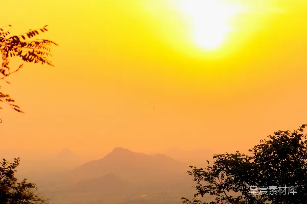 高清摄影 夕阳下的宁静山景
