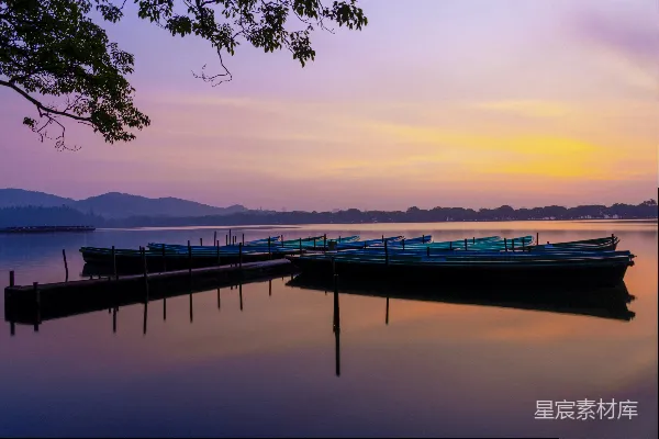 高清摄影 日落时分的宁静湖景
