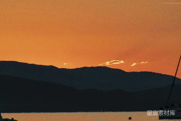 高清摄影 日落时分的宁静湖景