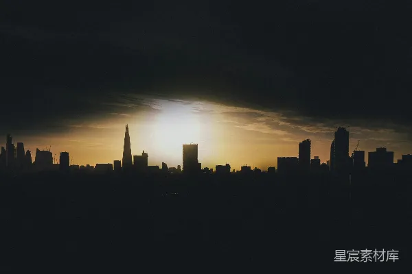 高清摄影 夕阳下的城市剪影