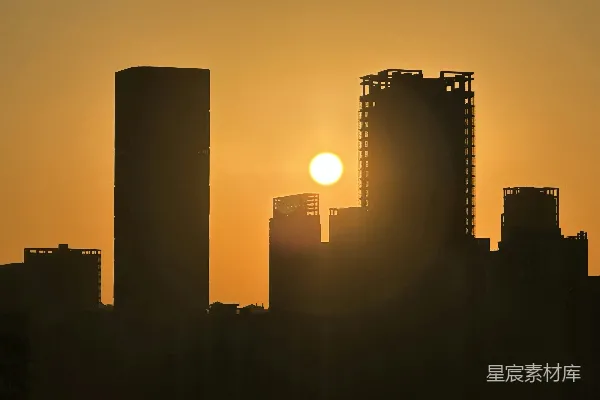 高清摄影 夕阳下的城市剪影