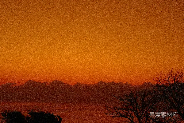 高清摄影 日落时的帐篷与山景