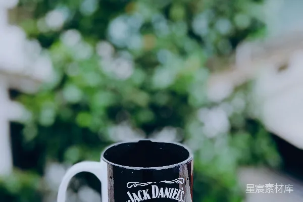 高清摄影 Jack Daniel's咖啡杯与自然背景