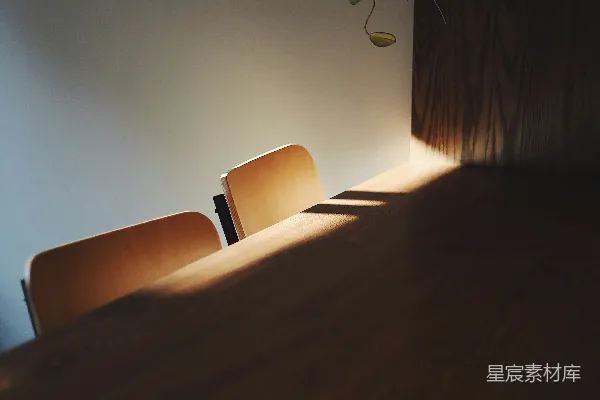 高清摄影 光影下的餐桌