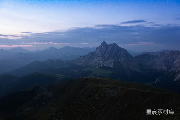 高清摄影 暮色山峦