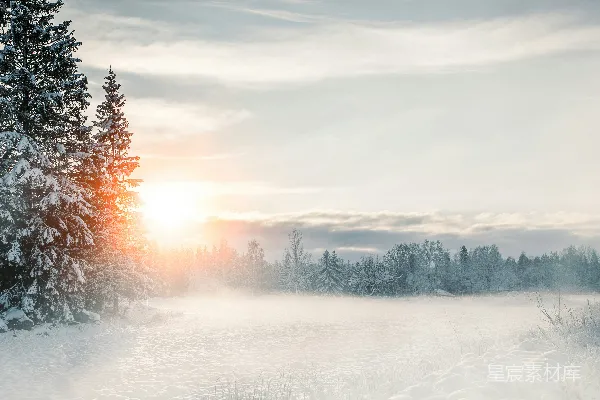 高清摄影 冬日晨曦的宁静雪景