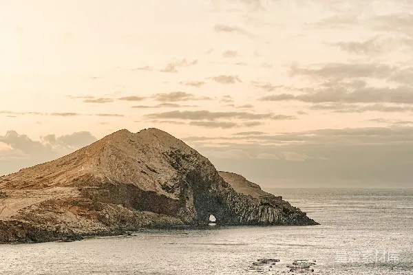 高清摄影 日落时分的岩石海岸