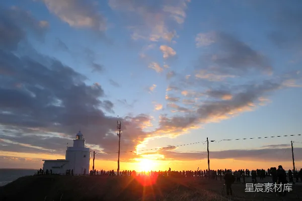 高清摄影 海边夕阳下的灯塔