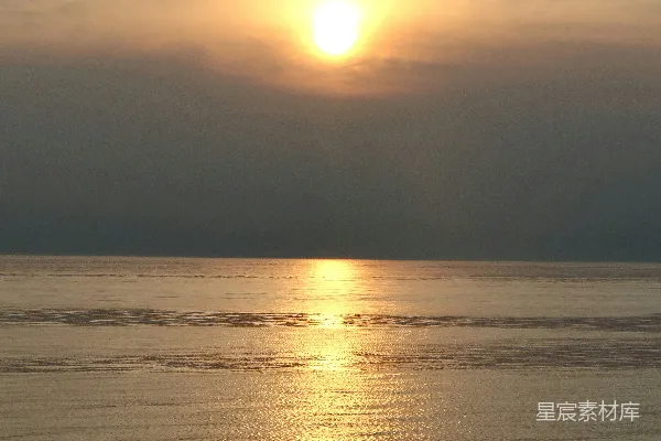 高清摄影 夕阳下的海面