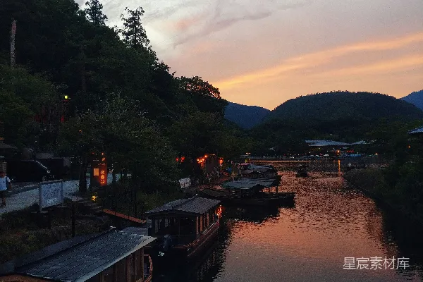高清摄影 黄昏时的宁静水岸