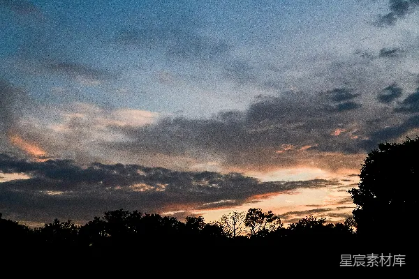 高清摄影 日落时分的宁静天空