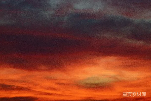 高清摄影 夕阳余晖下的山峦