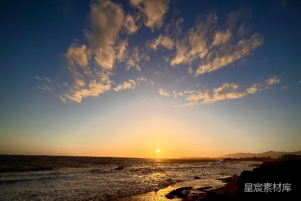 高清摄影 夕阳下的海岸线