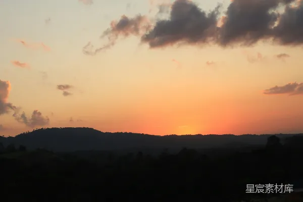 高清摄影 夕阳下的宁静山景