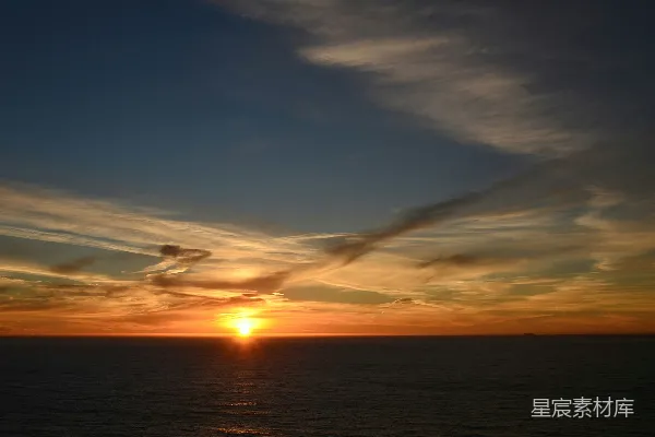 高清摄影 海天一色的夕阳
