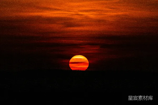 高清摄影 夕阳下的天空