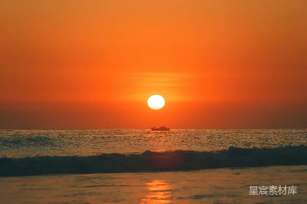 高清摄影 夕阳下的海平线
