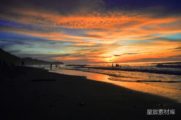 高清摄影 夕阳余晖下的海滩
