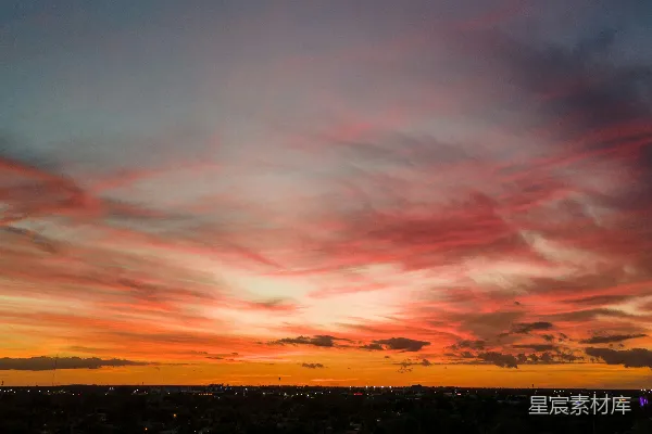 高清摄影 夕阳下的城市剪影